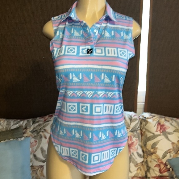 Full Wedge Golf – Pin Hunter 2.0 Polo – Woman’s - Picture 4 of 9